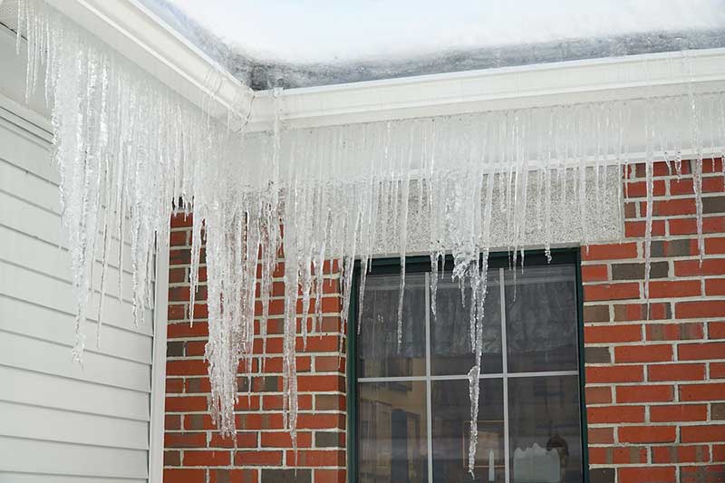 Maintaining Gutters in Winter