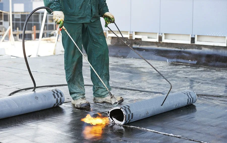 Installing Flat Roofing